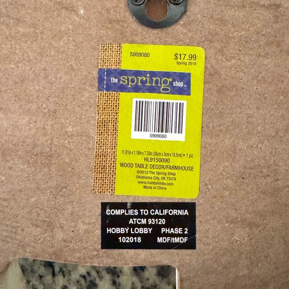 Farmhouse Pig Decor 🐖 - Picture 2 of 2